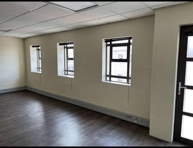 OFFICE PROPERTY TO RENT IN MILNERTON CENTRAL